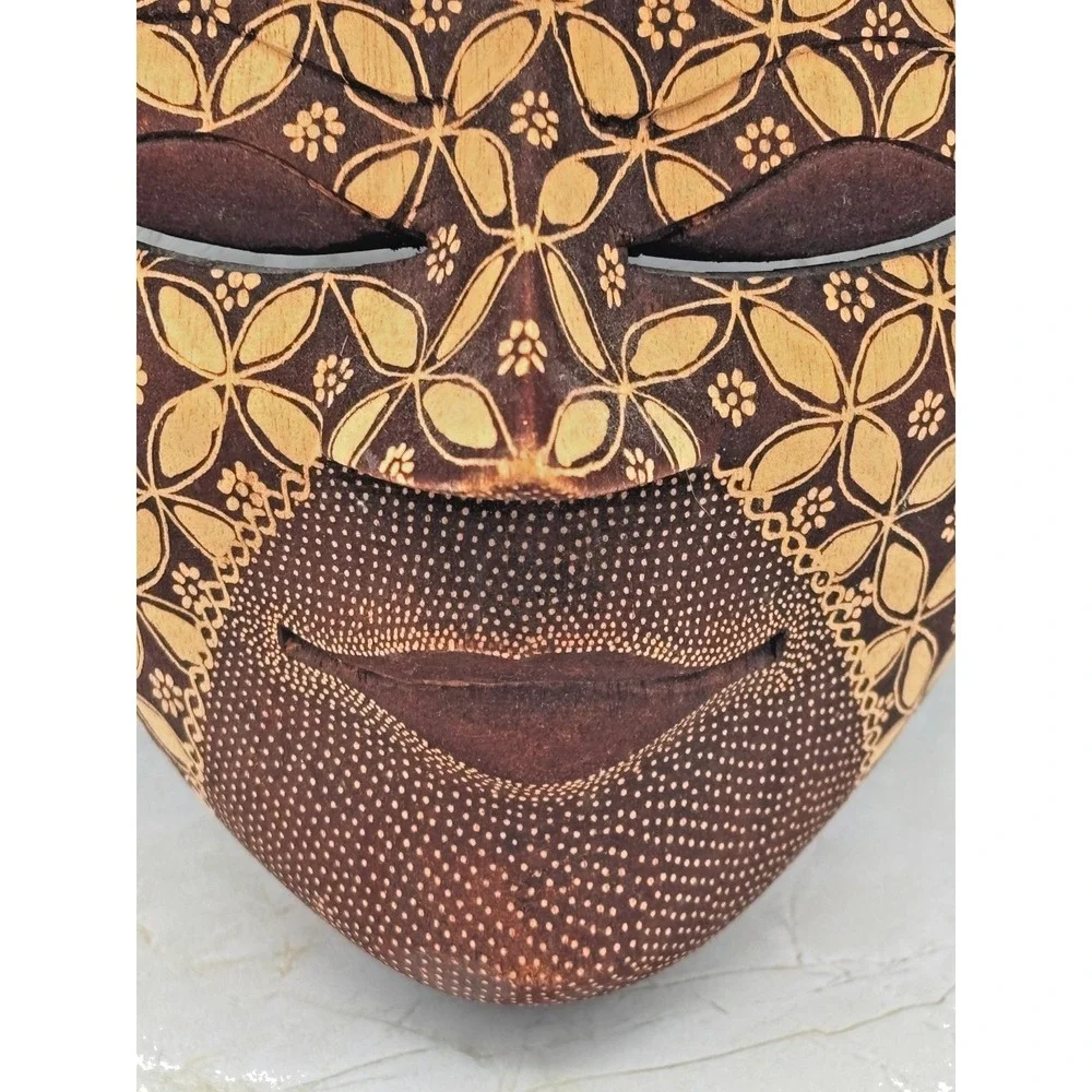Hand Carved Indonesian Batik Wood Mask Batik Pattern Bird Motif Wall Art EUC